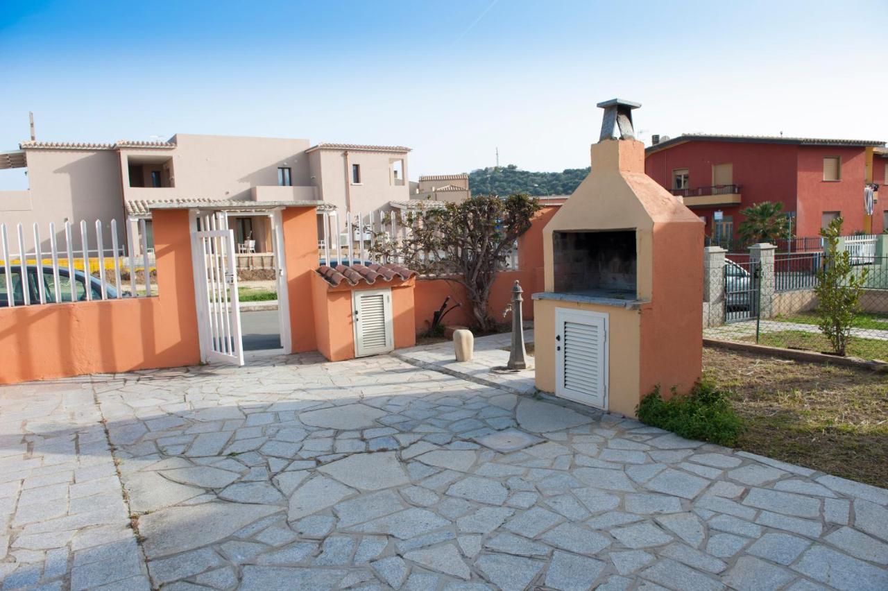 Lemon Apartments Villasimius Exterior foto